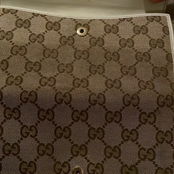Gucci Wallet Used